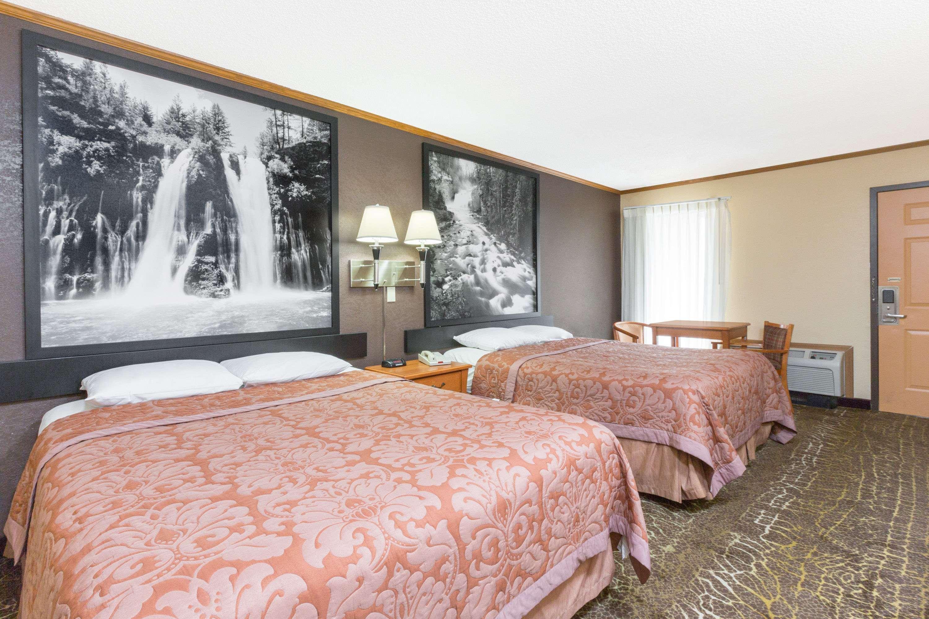 Super 8 By Wyndham Kansas City Airport North Экстерьер фото